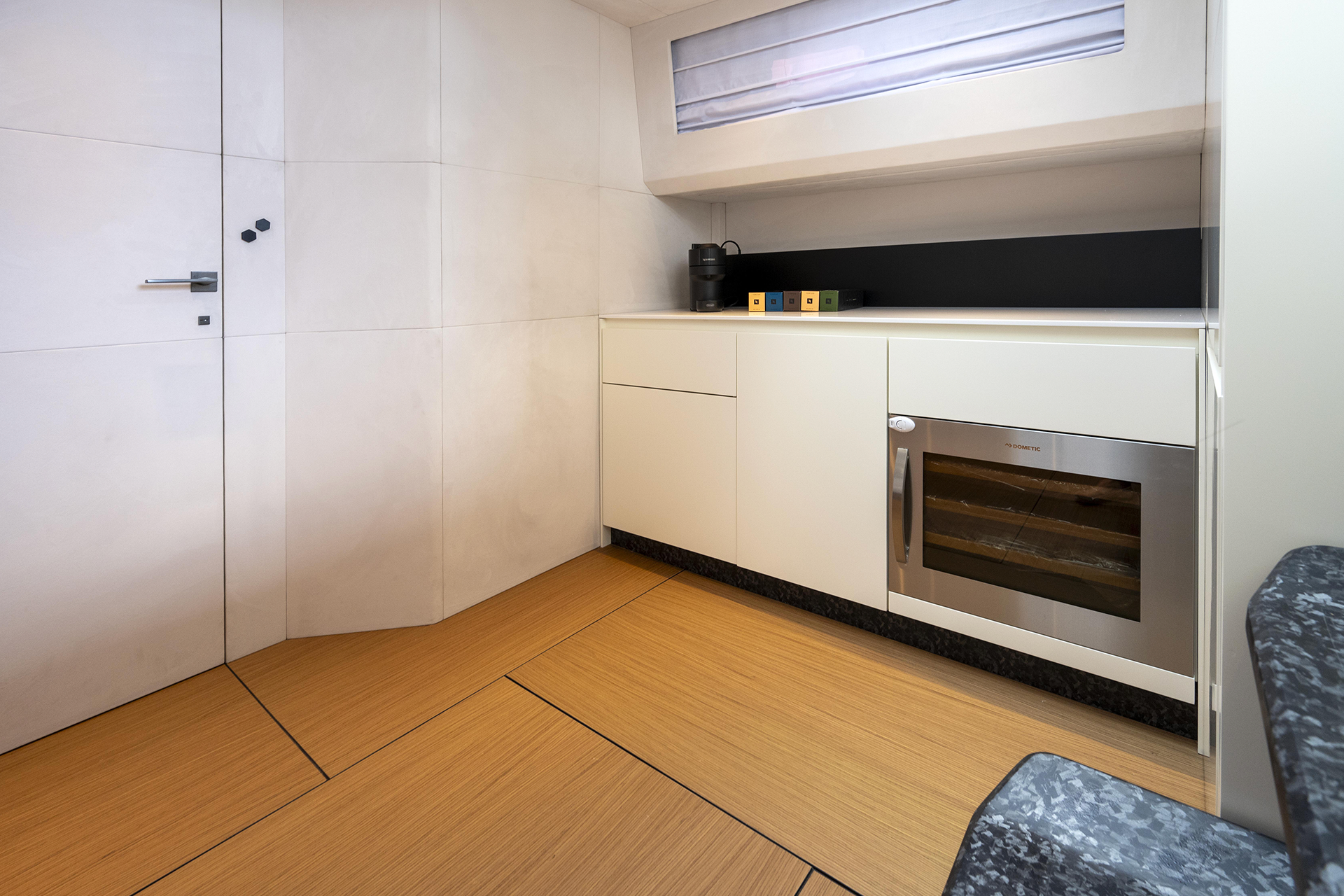 evo r+ - interni - 10