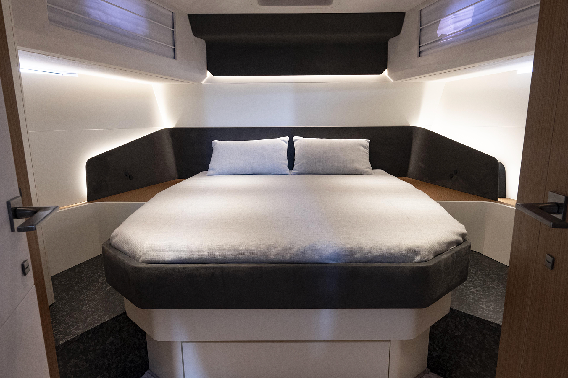 evo r+ - interni - 12