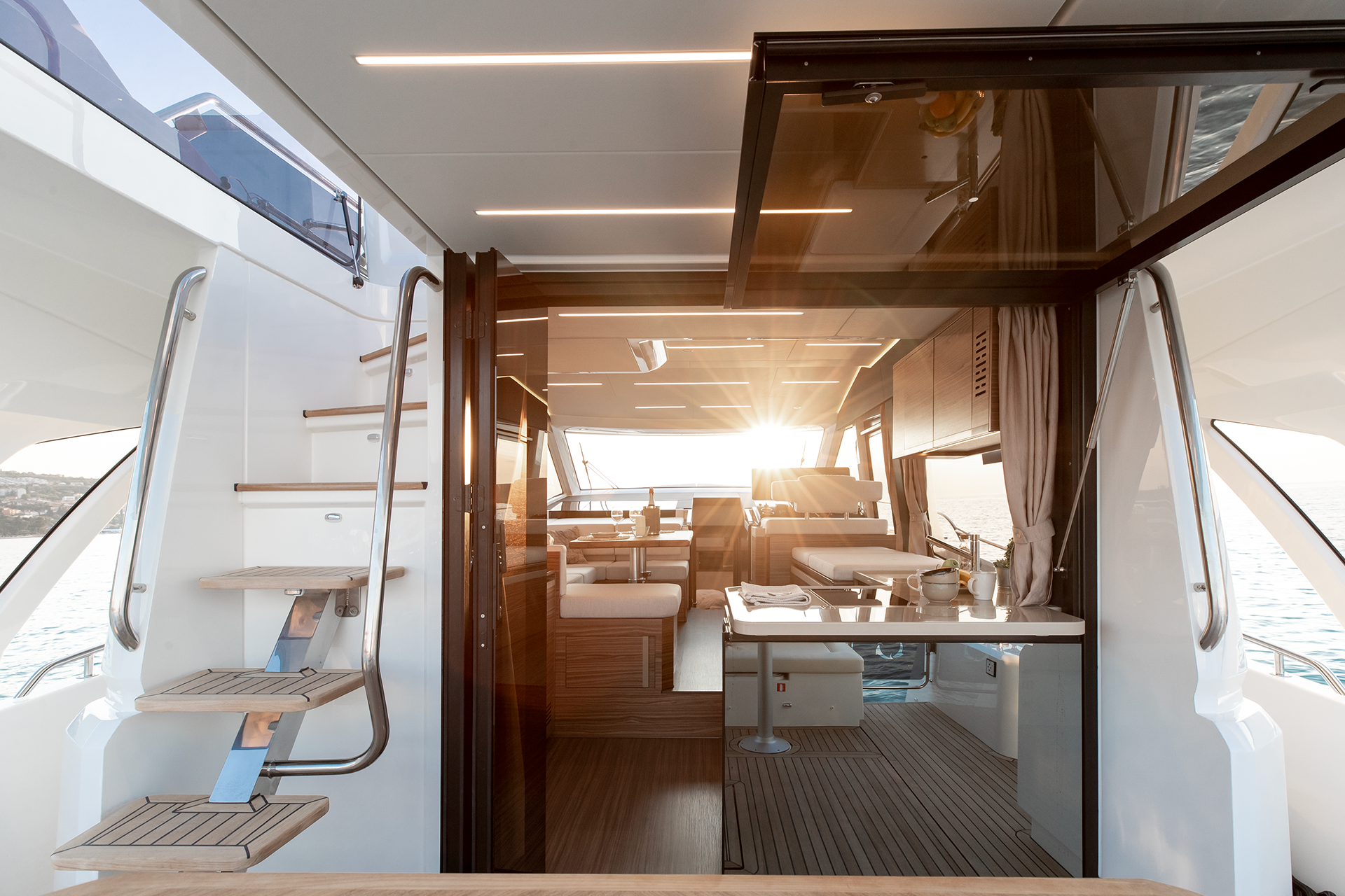 gl-45-fly-interior-1